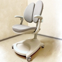 Детское компьютерное кресло для школьника Lott M2 серое